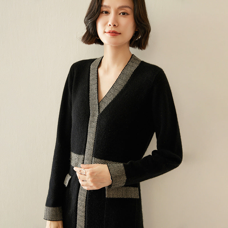 カシミヤ ニット ワンピース ロング Vネック ポケット付き オフィス映え きれいめ 上品_レディース_秋冬_長袖 カーディガン風 ゆったり_ライトベージュ/ブラック_M-XL