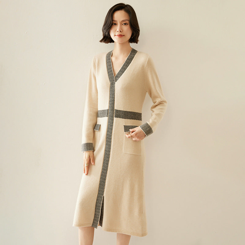 カシミヤ ニット ワンピース ロング Vネック ポケット付き オフィス映え きれいめ 上品_レディース_秋冬_長袖 カーディガン風 ゆったり_ライトベージュ/ブラック_M-XL